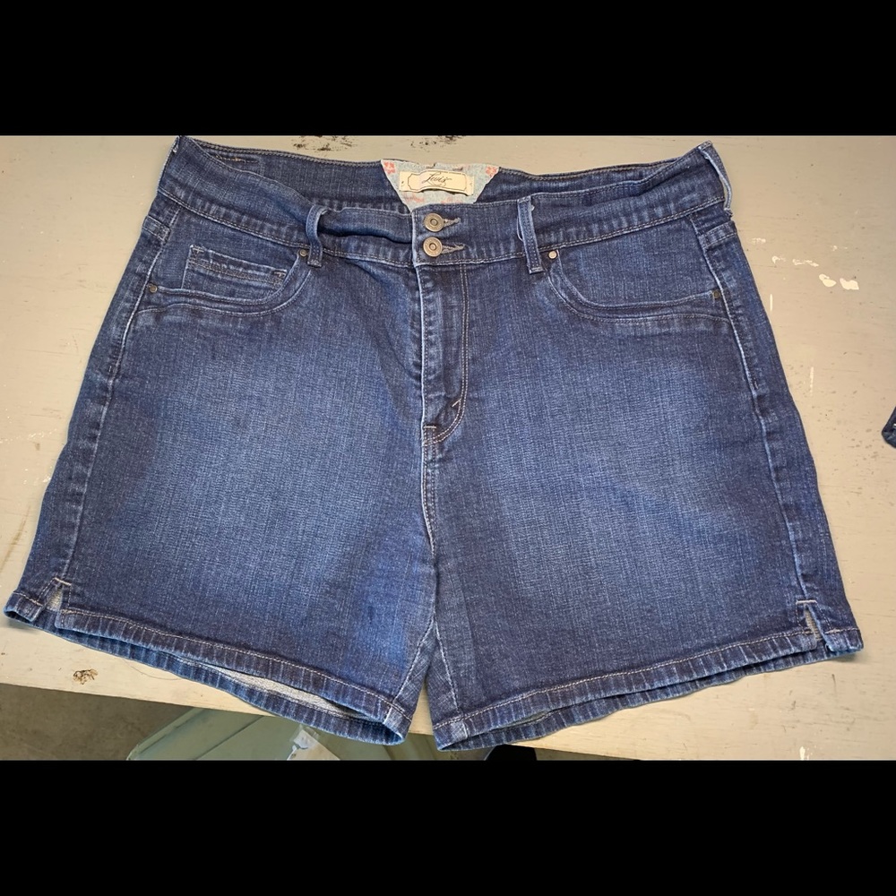 Levi’s Jean Shorts